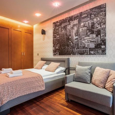 Broadway - Neptun Park By Oneapartments Gdańsk Eksteriør billede