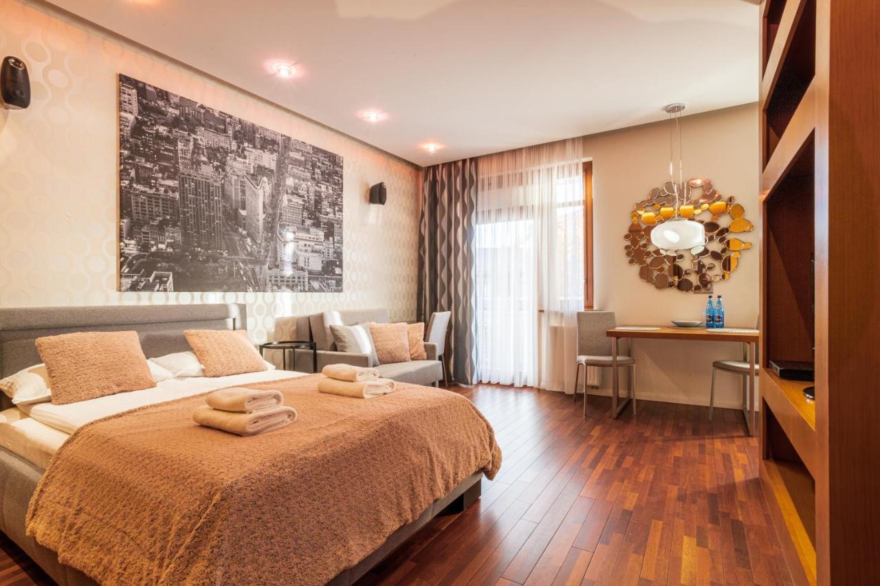 Broadway - Neptun Park By Oneapartments Gdańsk Eksteriør billede